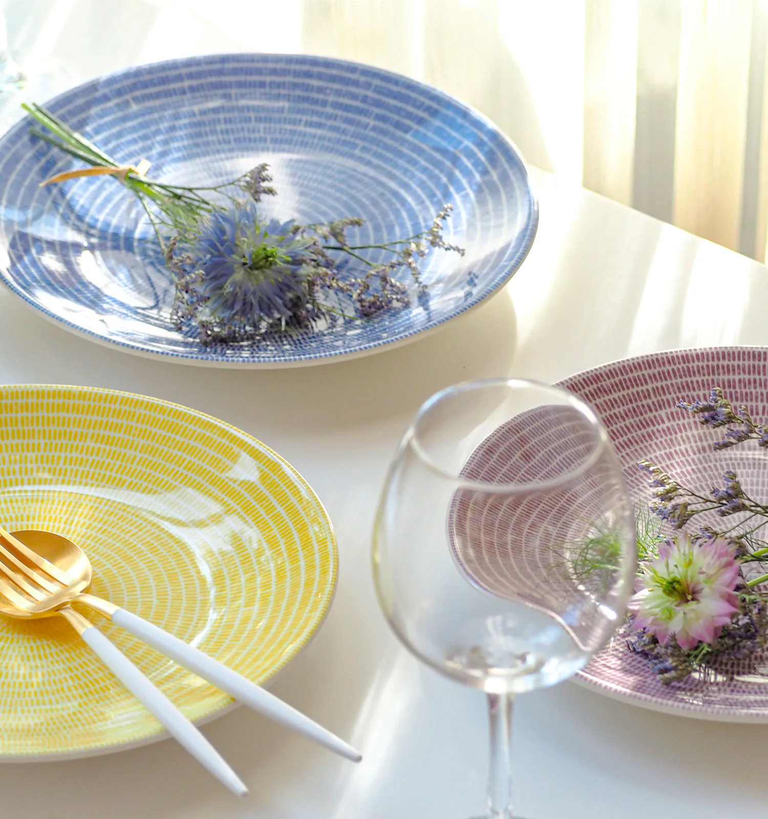 北欧を代表するブランド食器 「アラビア」 ～アイテム・シリーズ一覧