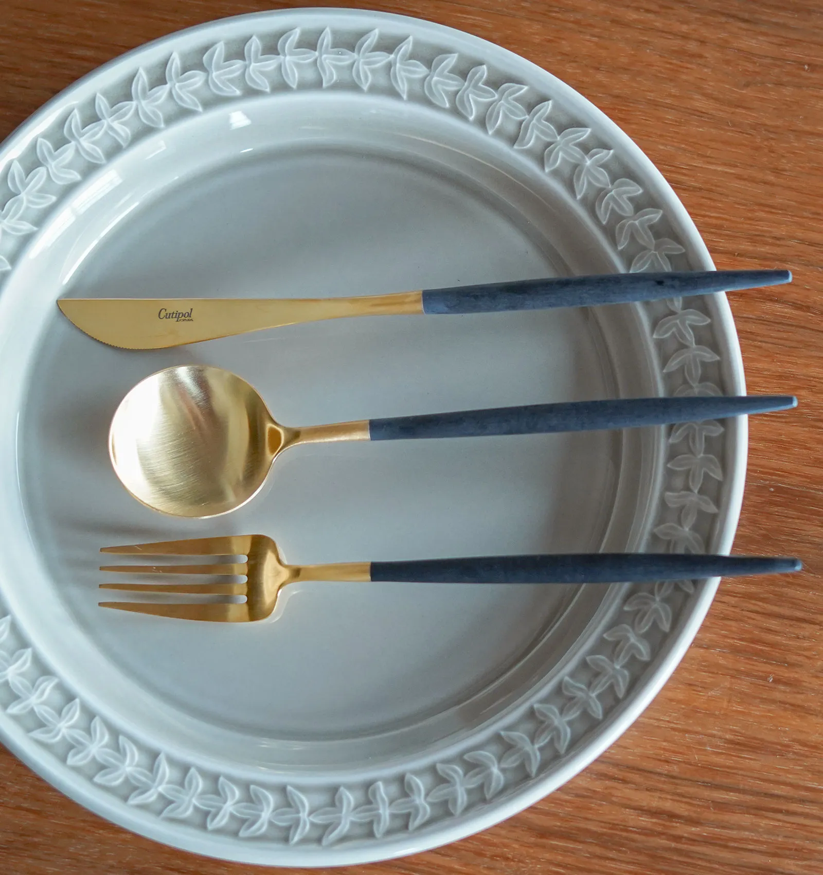 秋のテーブルコーディネート画像