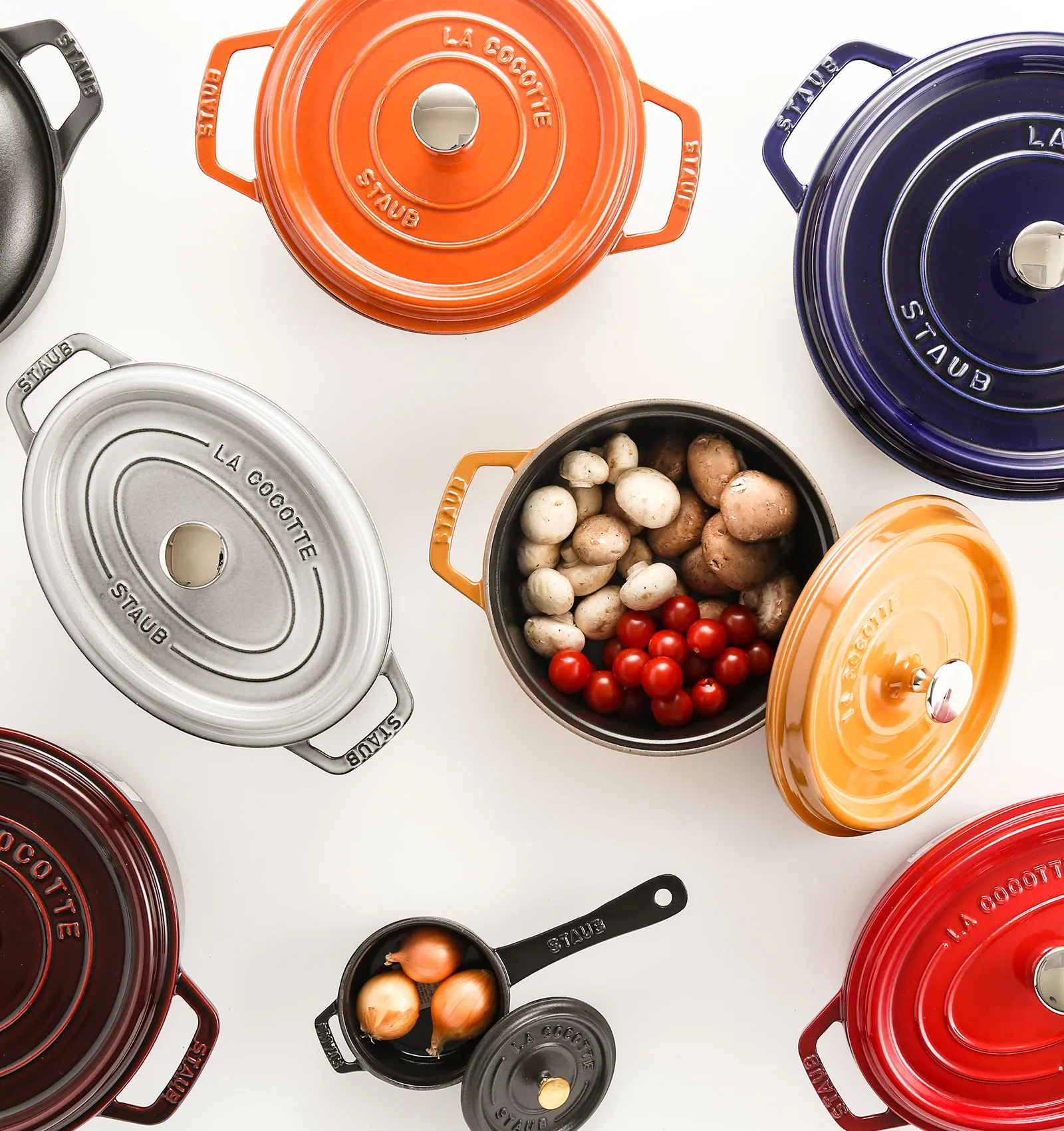 秋のテーブルコーディネート画像