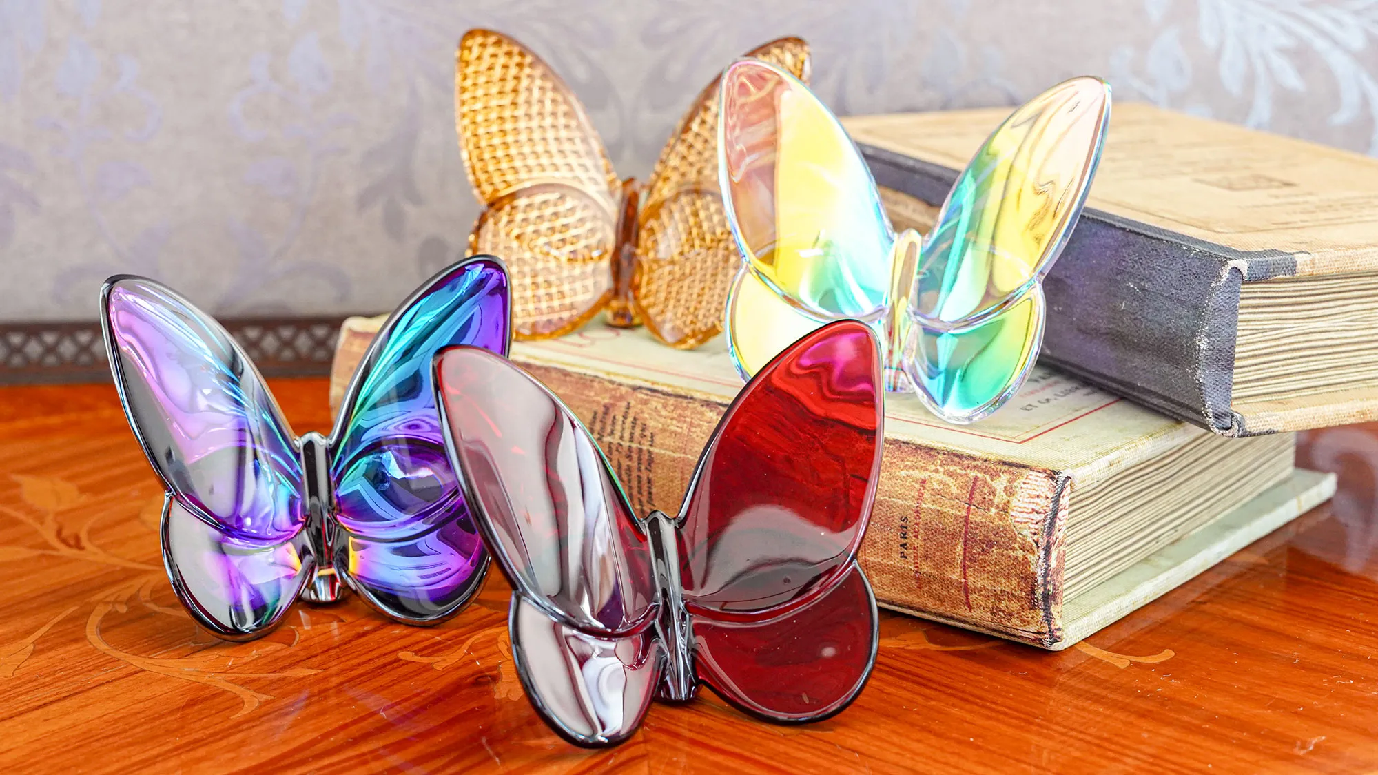 クリスタルガラスの最高峰「バカラ」～人気グラス・プレート紹介