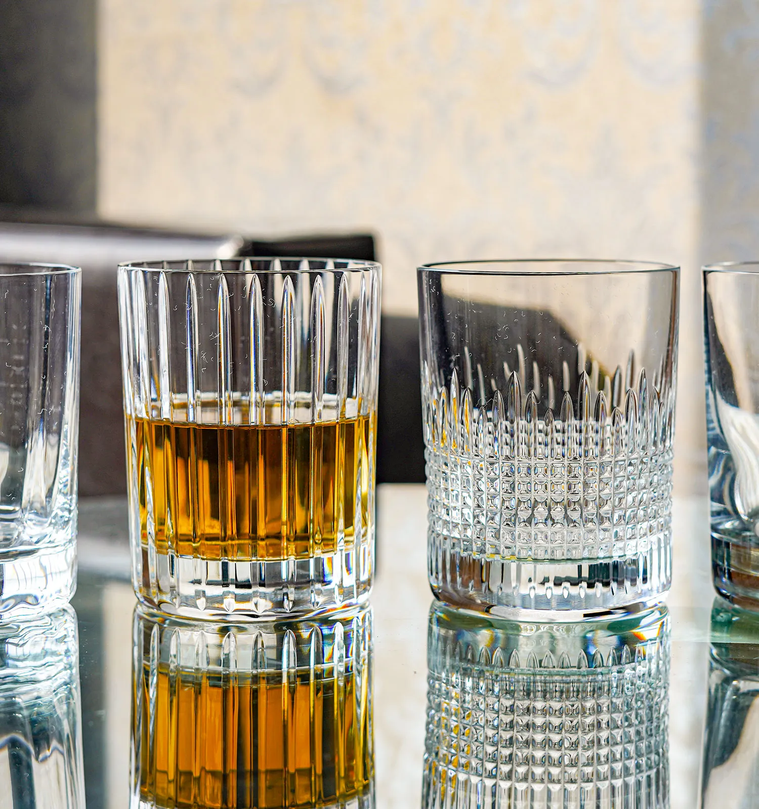 特別な日のプレゼントとして贈る「バカラ グラスコレクション