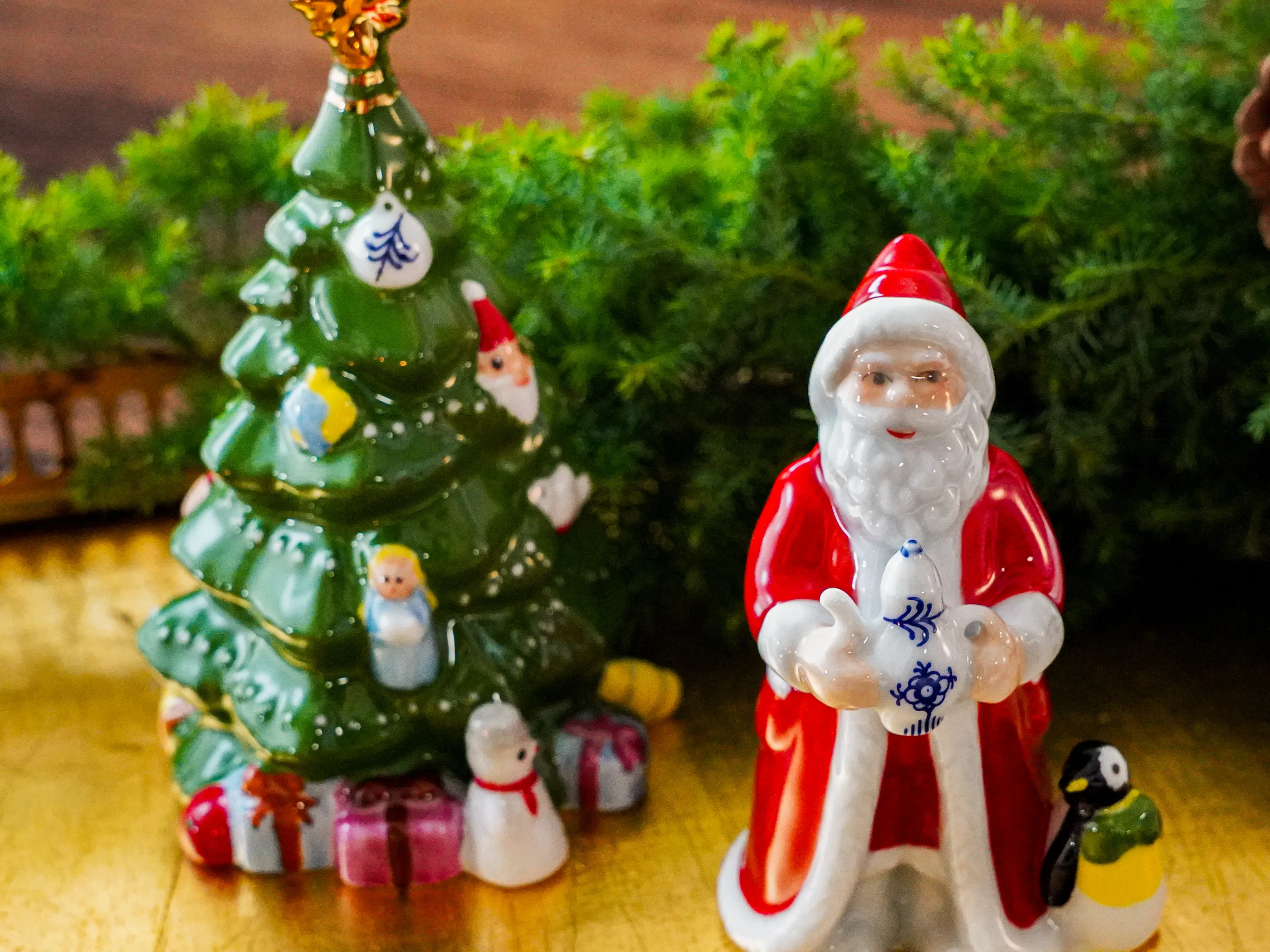 クリスマスのテーブルデコレーションの画像