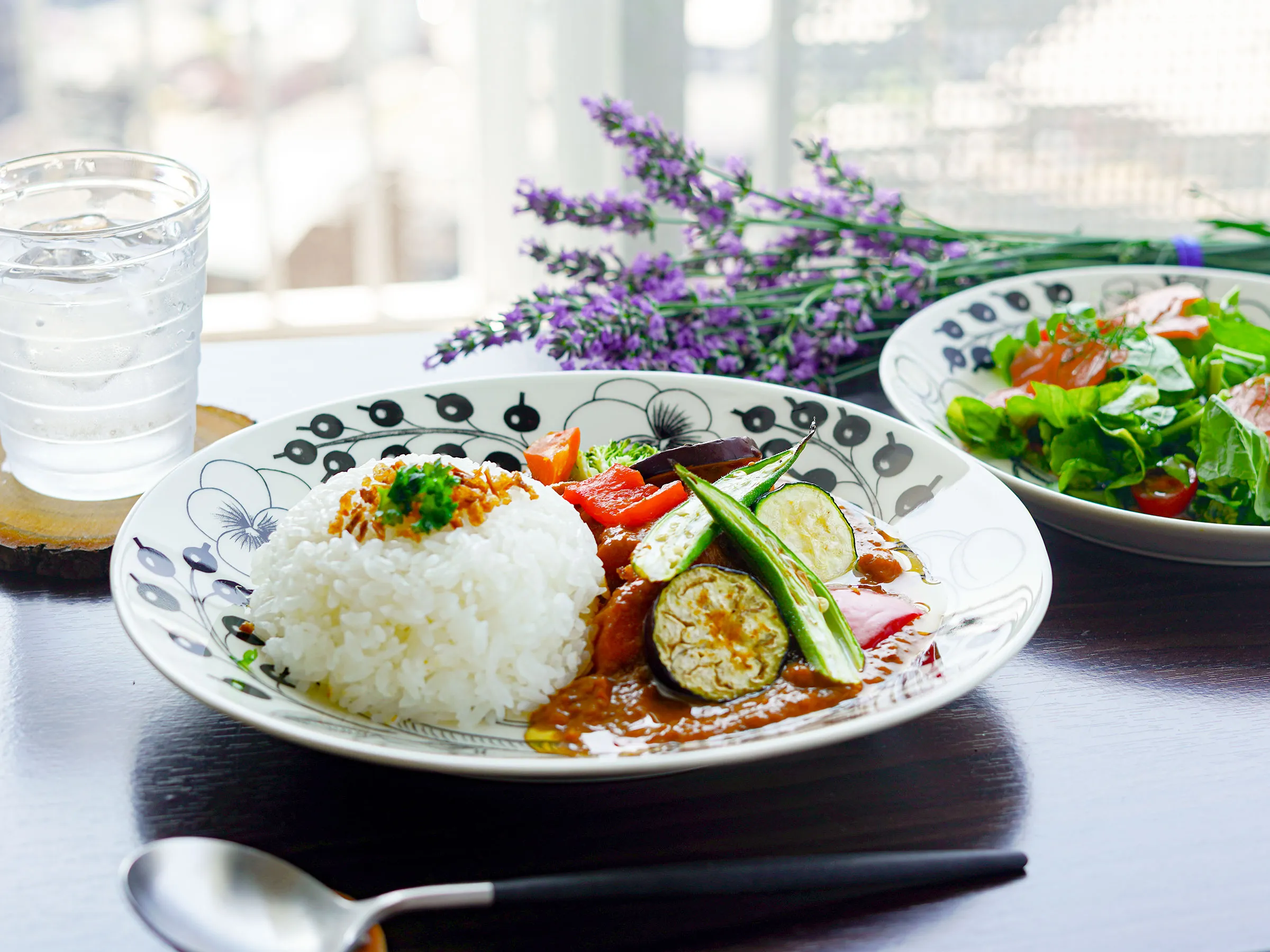 ブランド食器で楽しむ 「カレー皿 ＆ カレースプーン」 | ブランド洋食