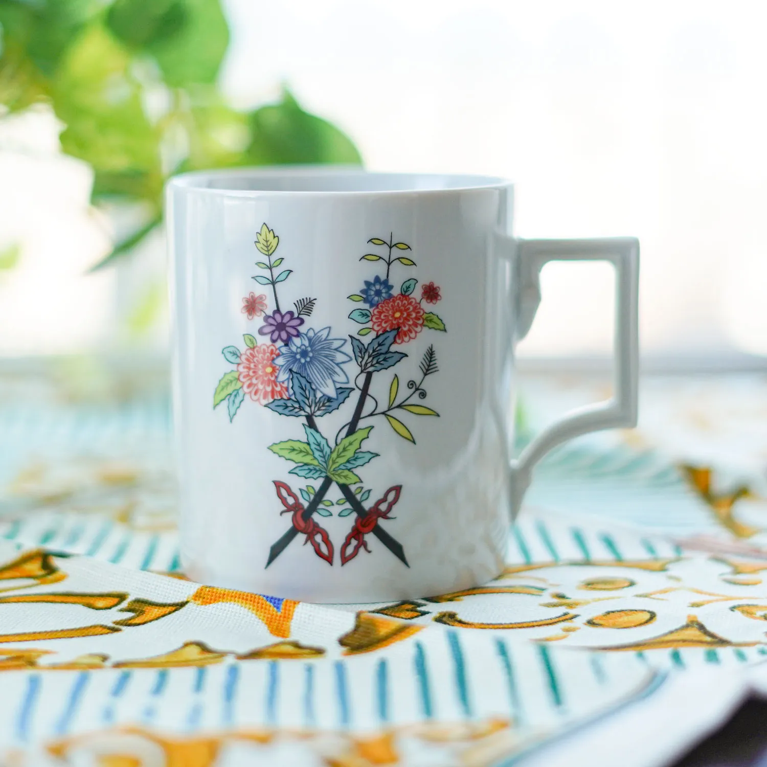 マイセン（Meissen）ソーズファンタジーマグカップ 240ml 高さ9cm 79A443