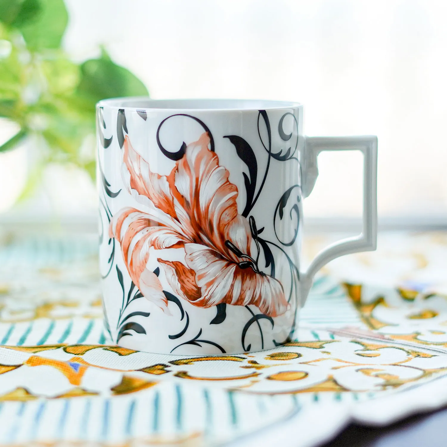 マイセン（Meissen）フラワーオーナメントマグカップ 240ml 高さ9cm 79A449