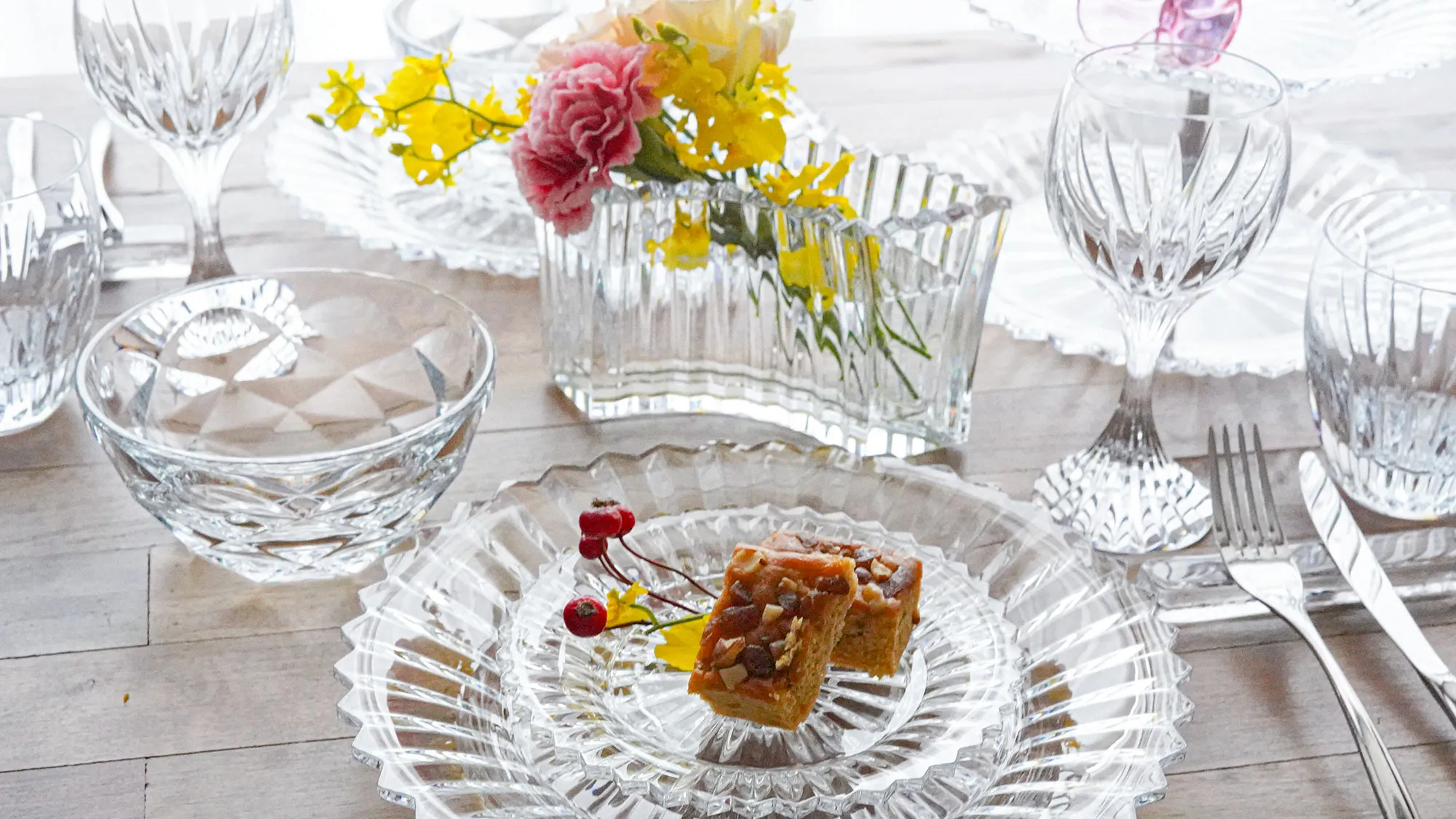 美品 バカラ ミルニュイ 大型 プレート 大皿 クリスタルガラス 楽天市場】【P10倍・クーポン】バカラ (Baccarat) ミルニュイ 2-103