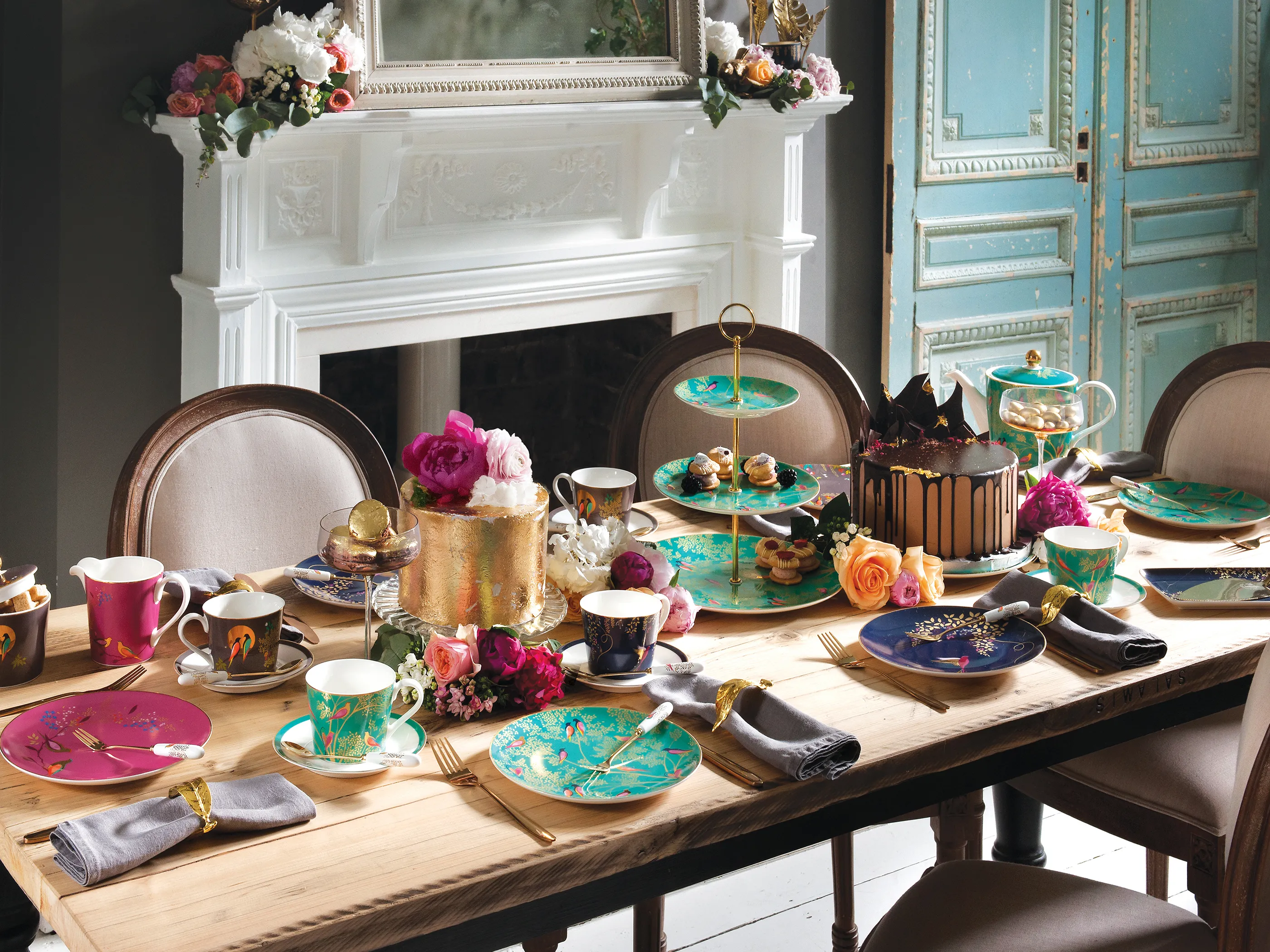 英国テーブルウェアの画像