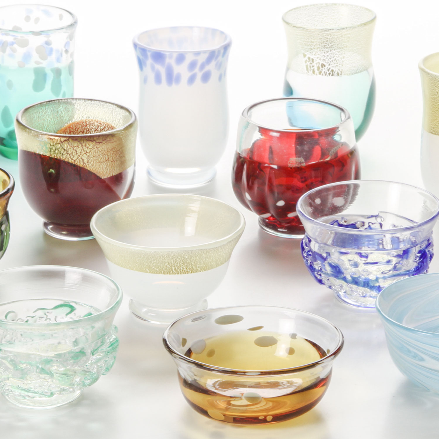 多彩な色を表現したガラス工芸 津軽びいどろ | ブランド洋食器専門店ル