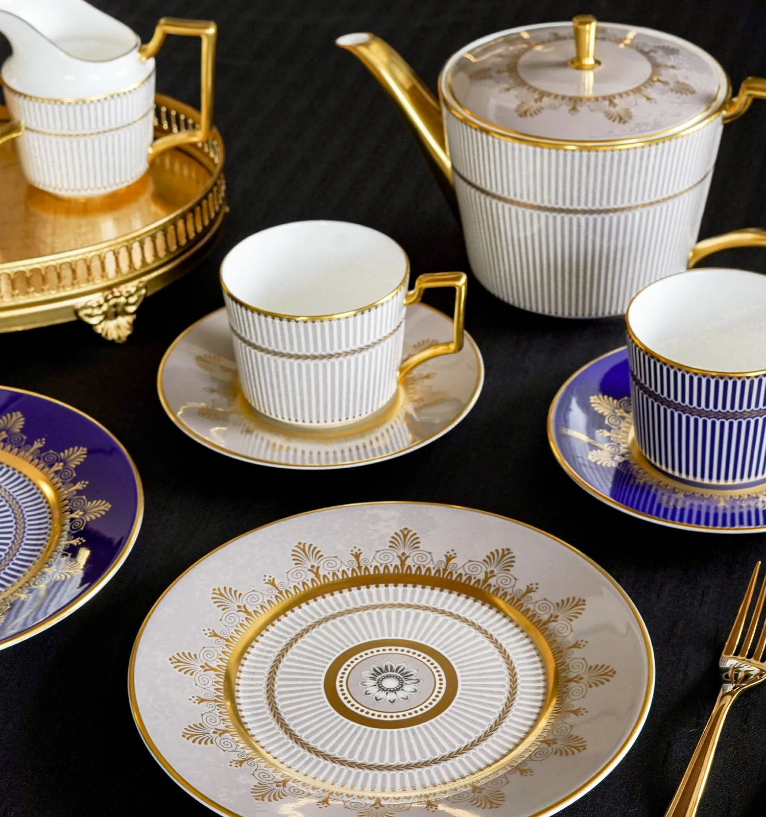 ウェッジウッド グレイの画像