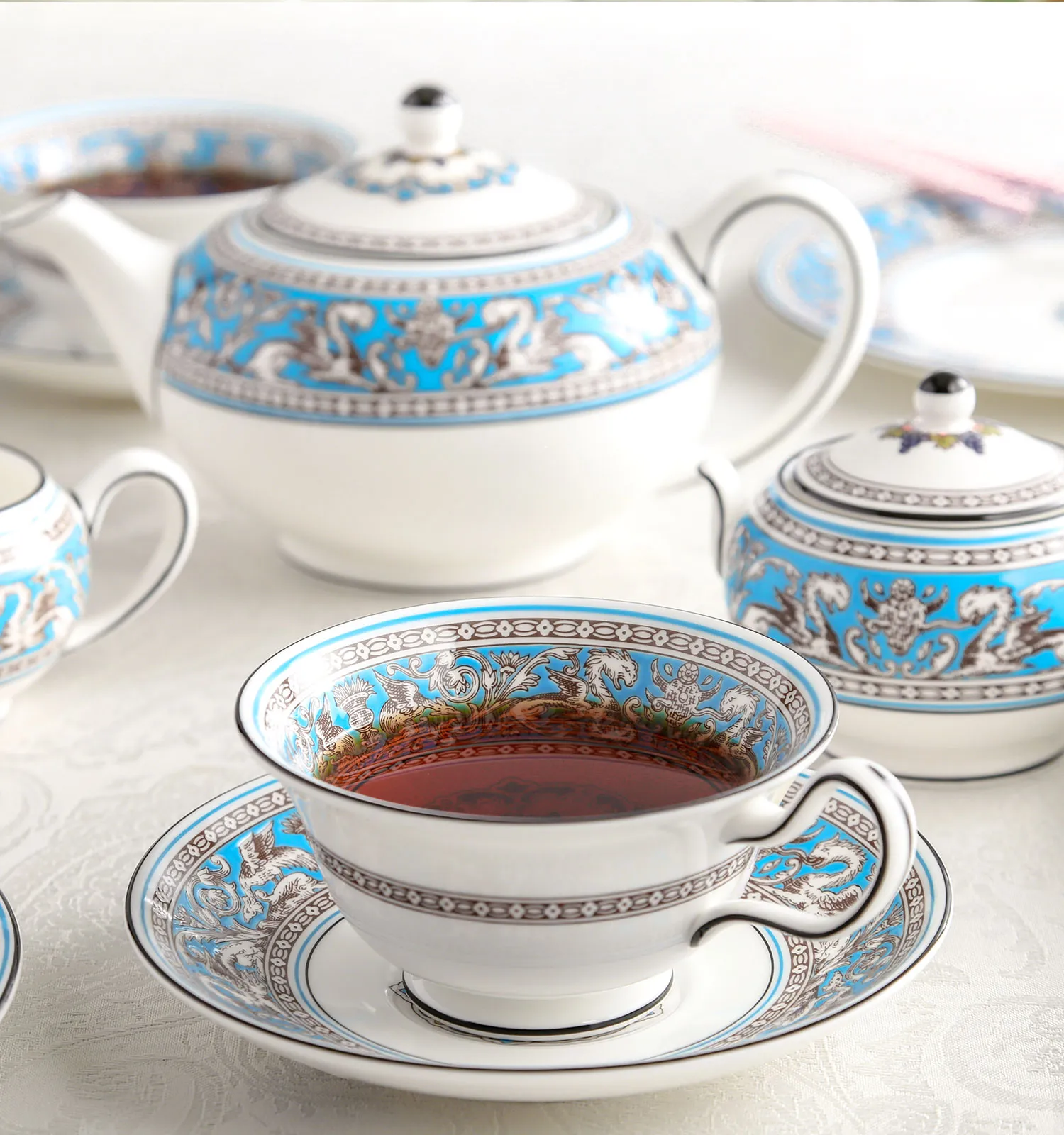 シリーズ別から選ぶ「ウェッジウッド」の美しい世界 | ブランド洋食器