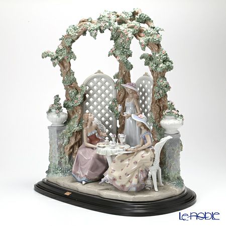 リヤドロ テラスでお茶を 01759