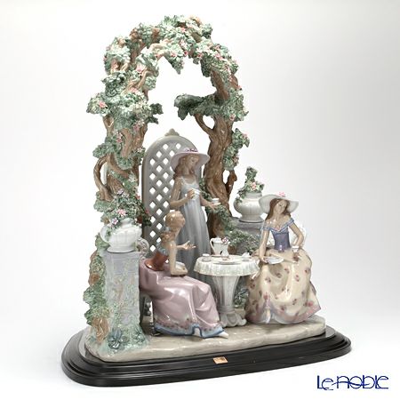 リヤドロ テラスでお茶を 01759