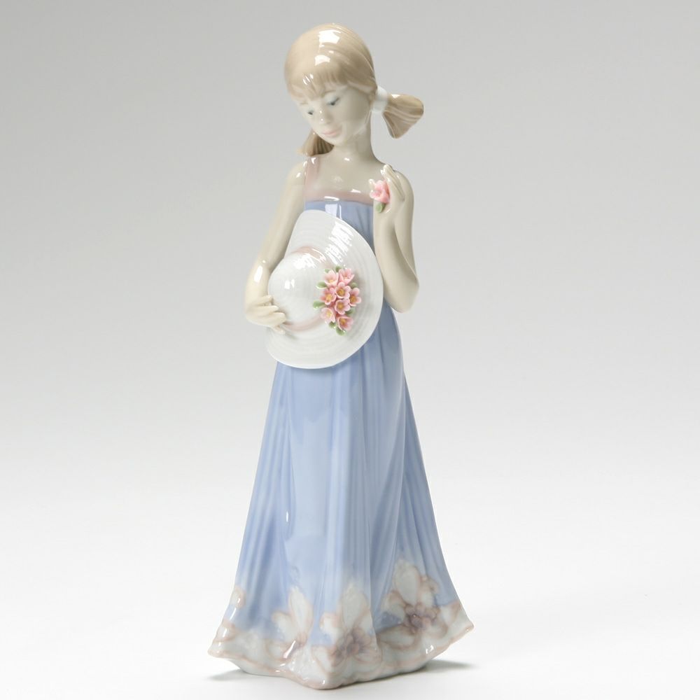 リヤドロ 少女コートニィ 5648