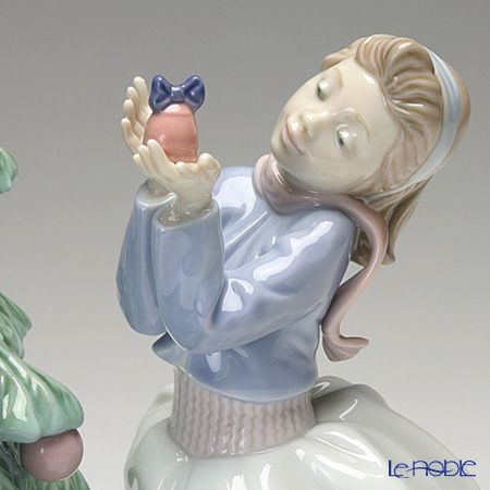 リヤドロ ツリーを飾ろう 32cm 05897