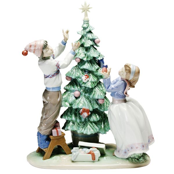 リヤドロ ツリーを飾ろう 32cm 05897