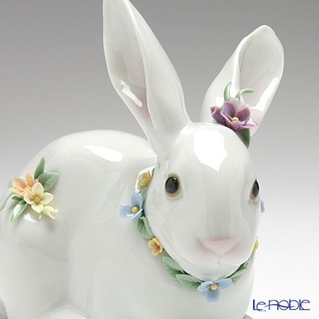 リヤドロ 花飾りの白ウサギ2 06098