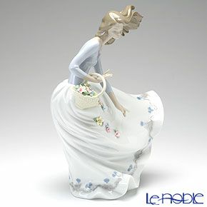 リヤドロ 風のいたずら 6767