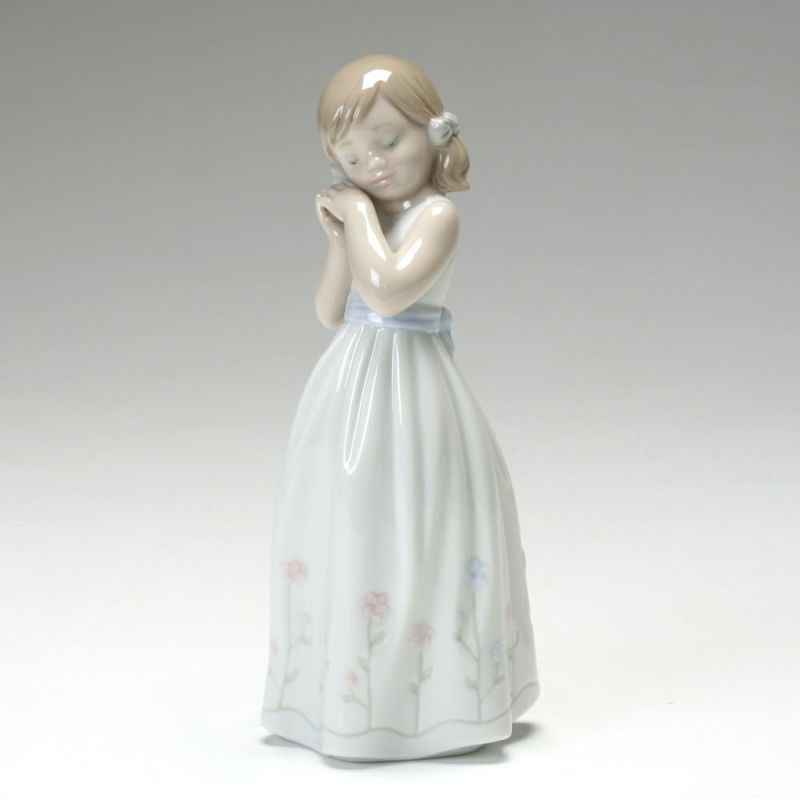 リヤドロ 我が家のプリンセス 06973