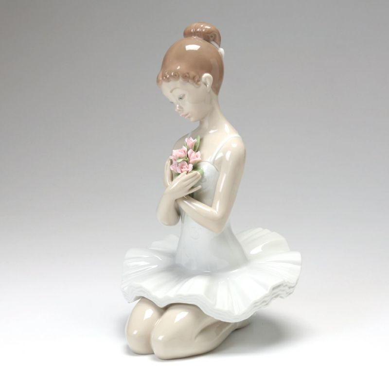 リヤドロ 春の讃歌 6998