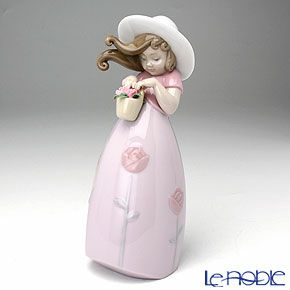 リヤドロ リトル・ローズ 8042