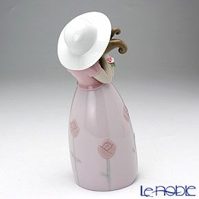 リヤドロ リトル・ローズ 8042