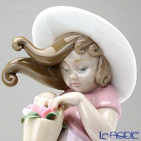 リヤドロ リトル・ローズ 8042