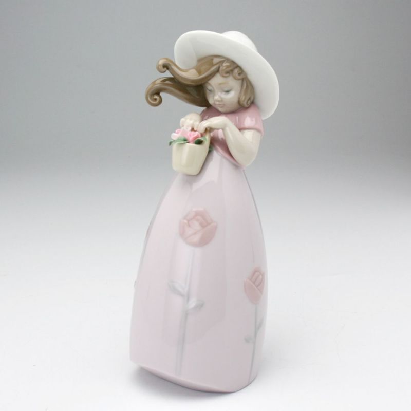 リヤドロ リトル・ローズ 8042