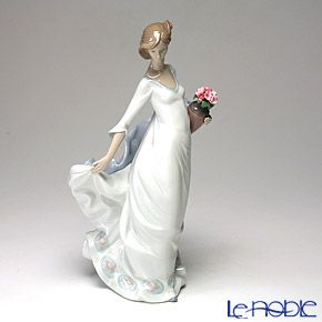 リヤドロ 軽やかな足どり 08242