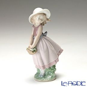 リヤドロ 花の小径 8246