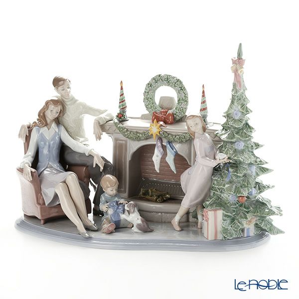 リヤドロ 家族のクリスマス 08260（37×51cm）