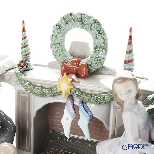 リヤドロ 家族のクリスマス 08260（37×51cm）