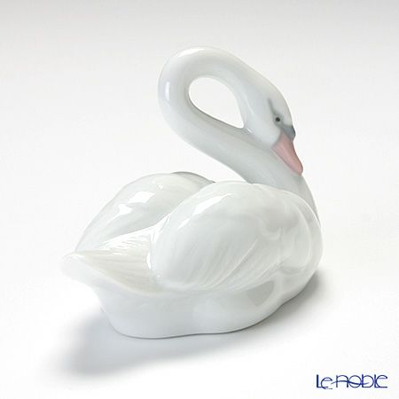 リヤドロ エレガントスワン 8271