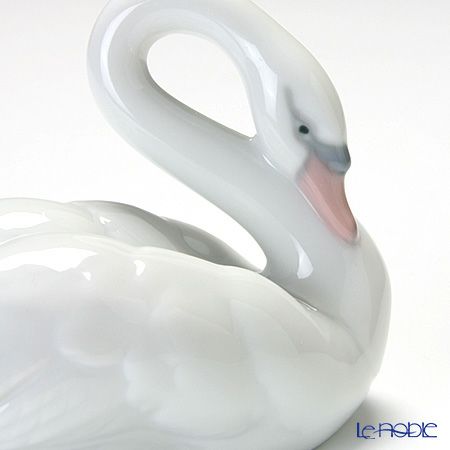 リヤドロ エレガントスワン 8271