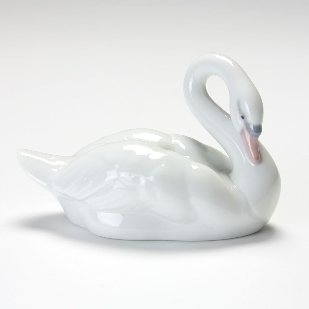 リヤドロ エレガントスワン 8271