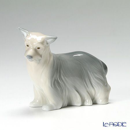 リヤドロ ヨークシャーテリア 8318