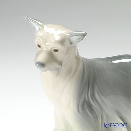 リヤドロ ヨークシャーテリア 8318