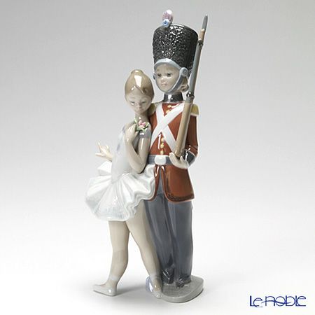 リヤドロ スズの兵隊さん 08321