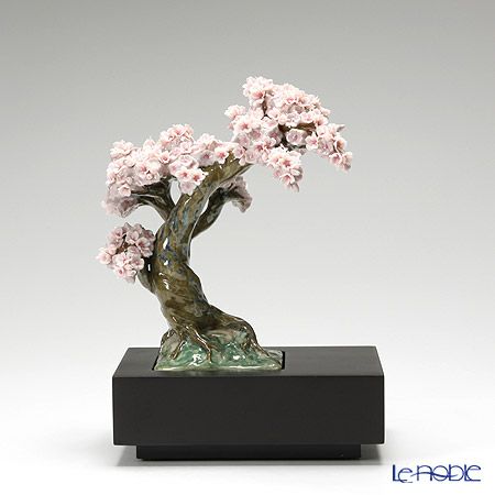 リヤドロ 桜 8361