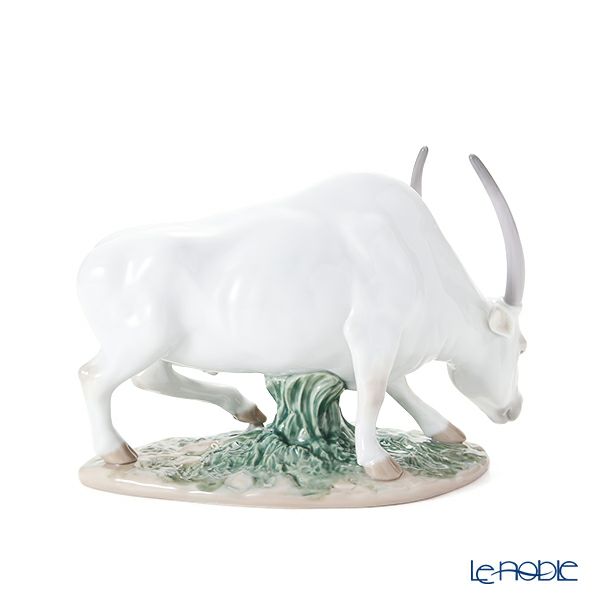 リヤドロ The Ox 08369 2021年 牛（丑） ／ 令和3年