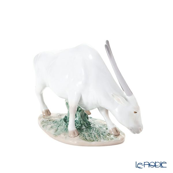 リヤドロ The Ox 08369 2021年 牛（丑） ／ 令和3年