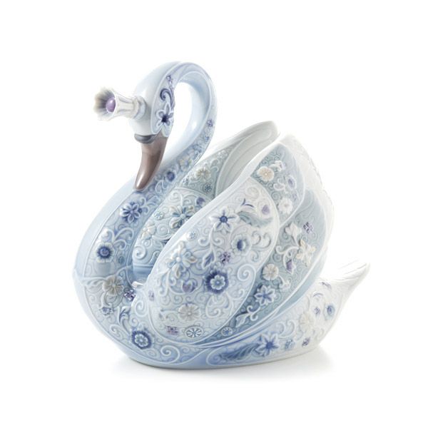 リヤドロ 白鳥姫 08410（26×27cm）