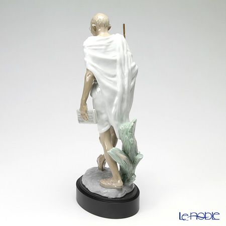 リヤドロ マハトマ・ガンジー 8417