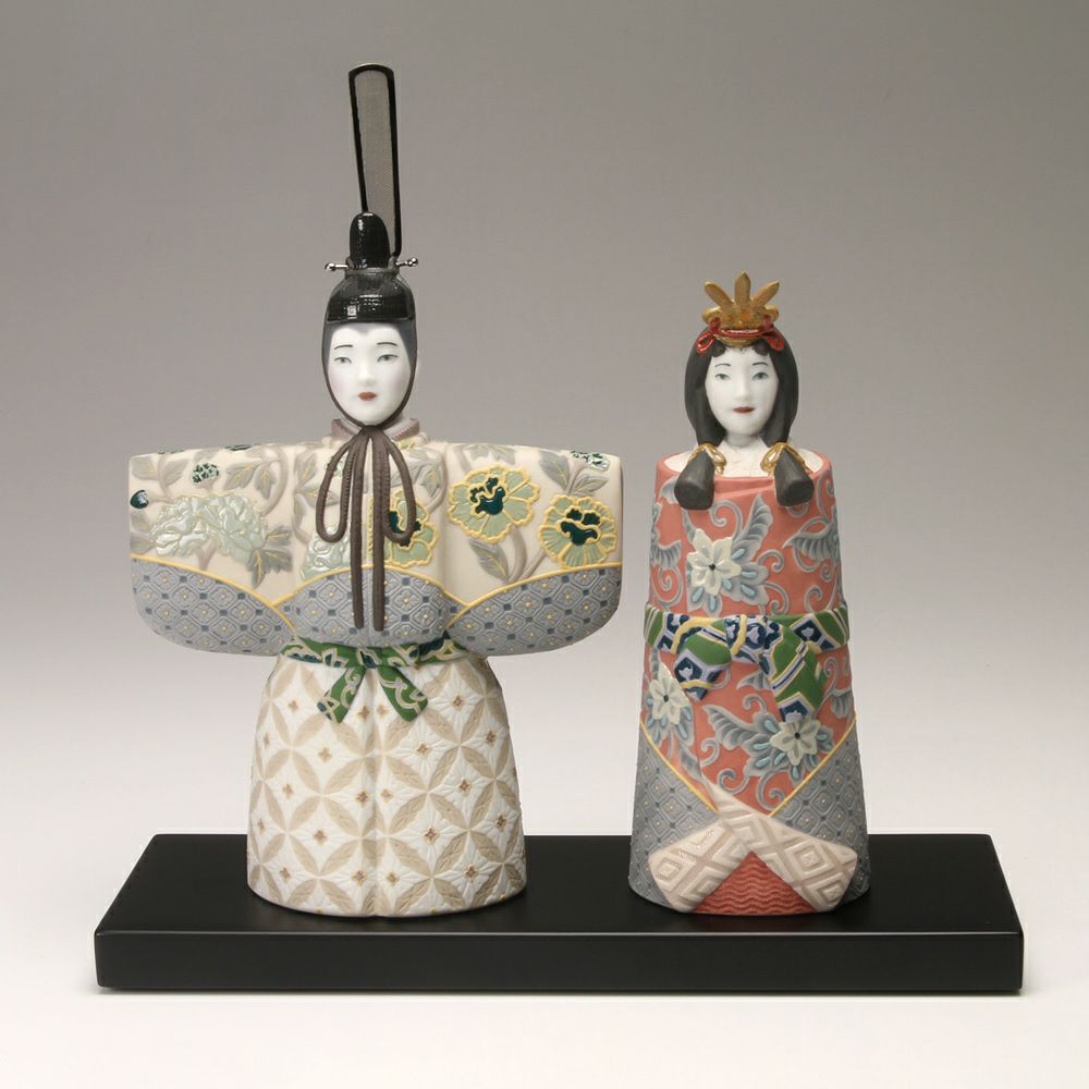 リヤドロ 立雛 08437