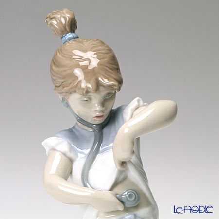 リヤドロ 何が聞こえるかな 8468