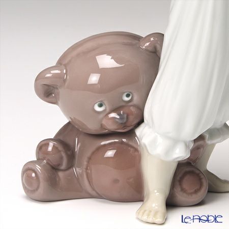 リヤドロ 何が聞こえるかな 8468