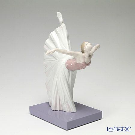 リヤドロ ジゼルのロマンス 8475