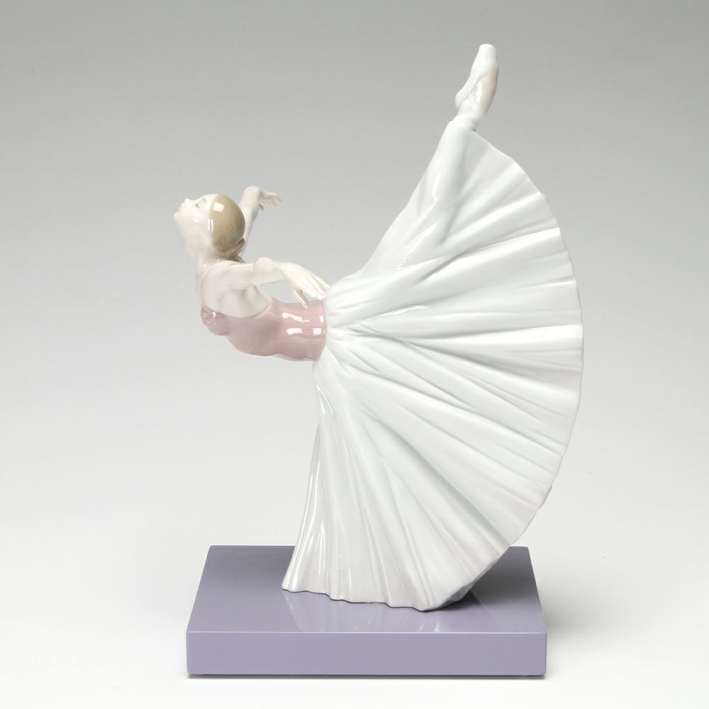 リヤドロ ジゼルのロマンス 8475