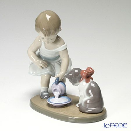 リヤドロ 召し上がれ 8498