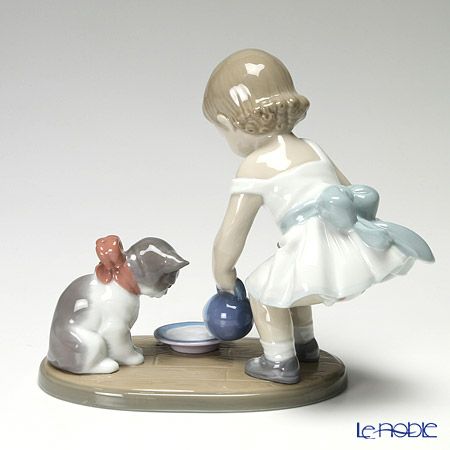 リヤドロ 召し上がれ 8498