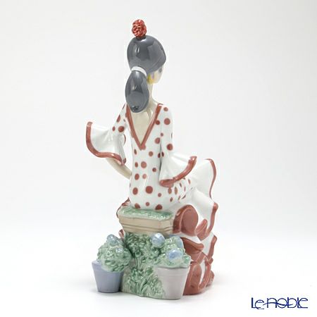 リヤドロ アンダルシアの踊り子 8499